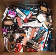 Buy Cosmetics Pallets Online