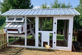 Grade B Stock - KCT Malaga Chicken House Including Cover